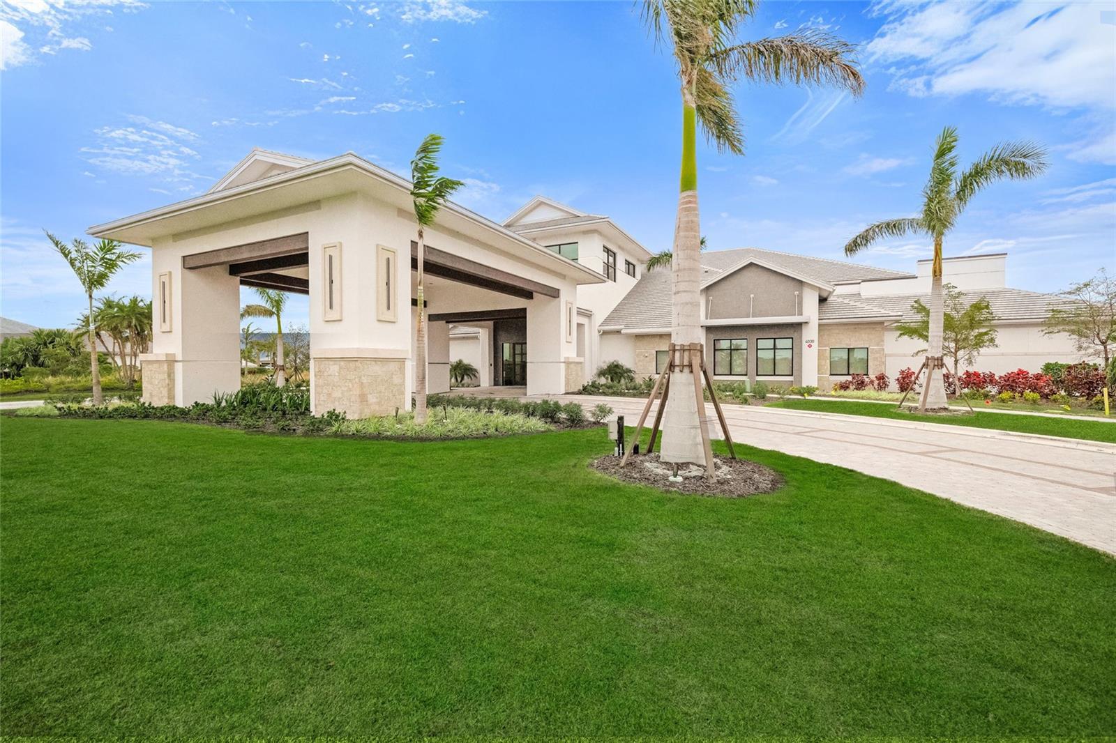 Image 92 of 100 For 15219 Derna Terrace