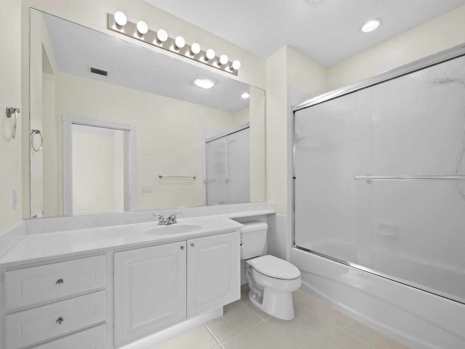 Image 20 of 43 For 7811 Bergamo Avenue