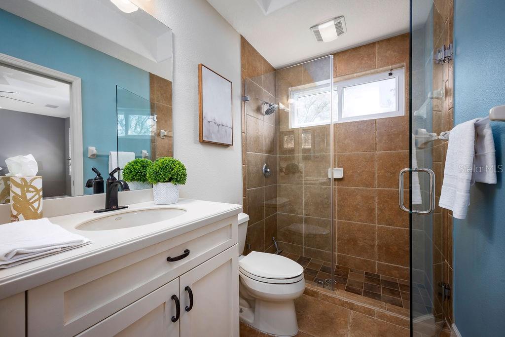 Image 34 of 61 For 17933 Patterson Road