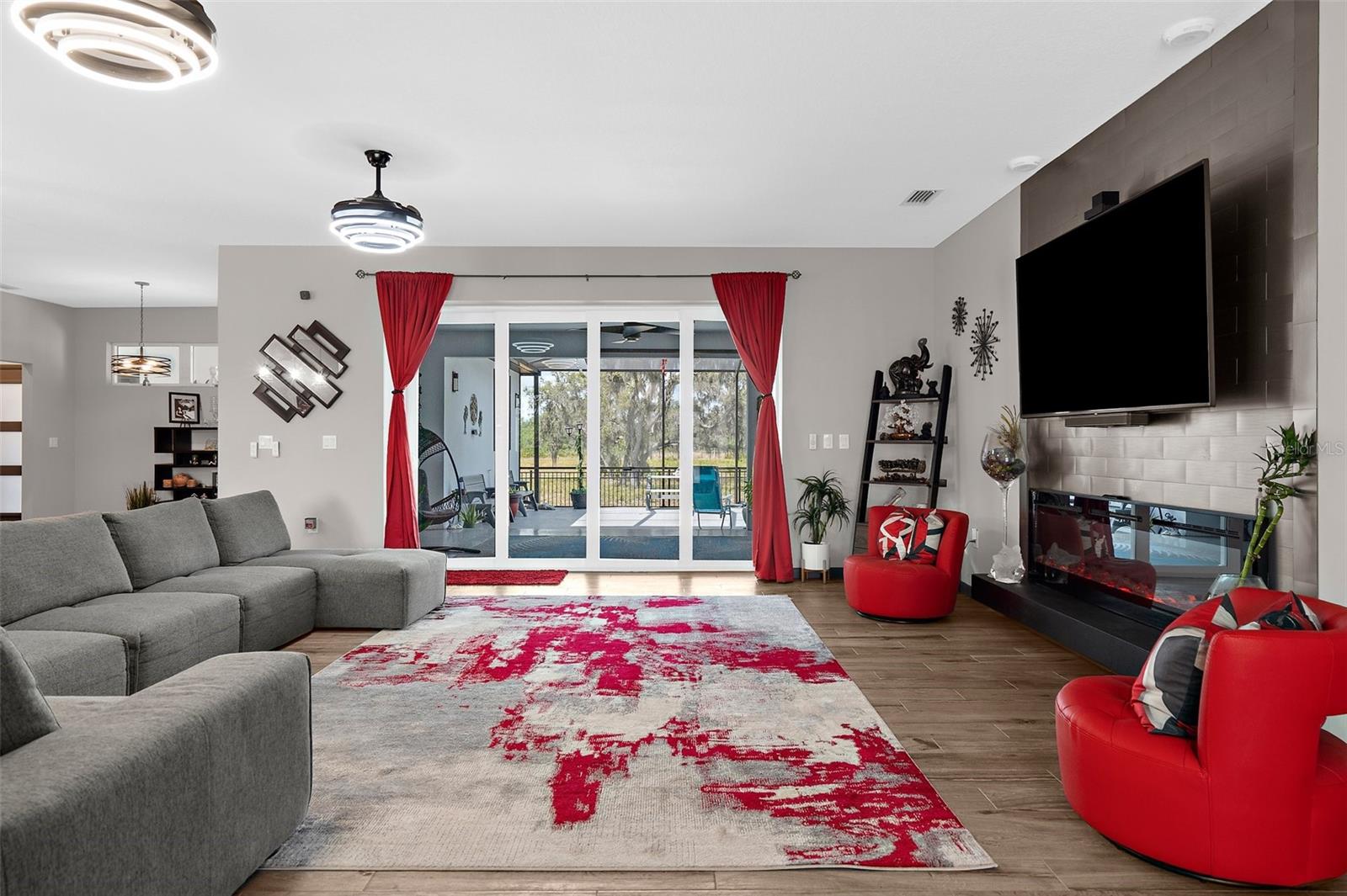 Image 17 of 47 For 1116 406th Court E