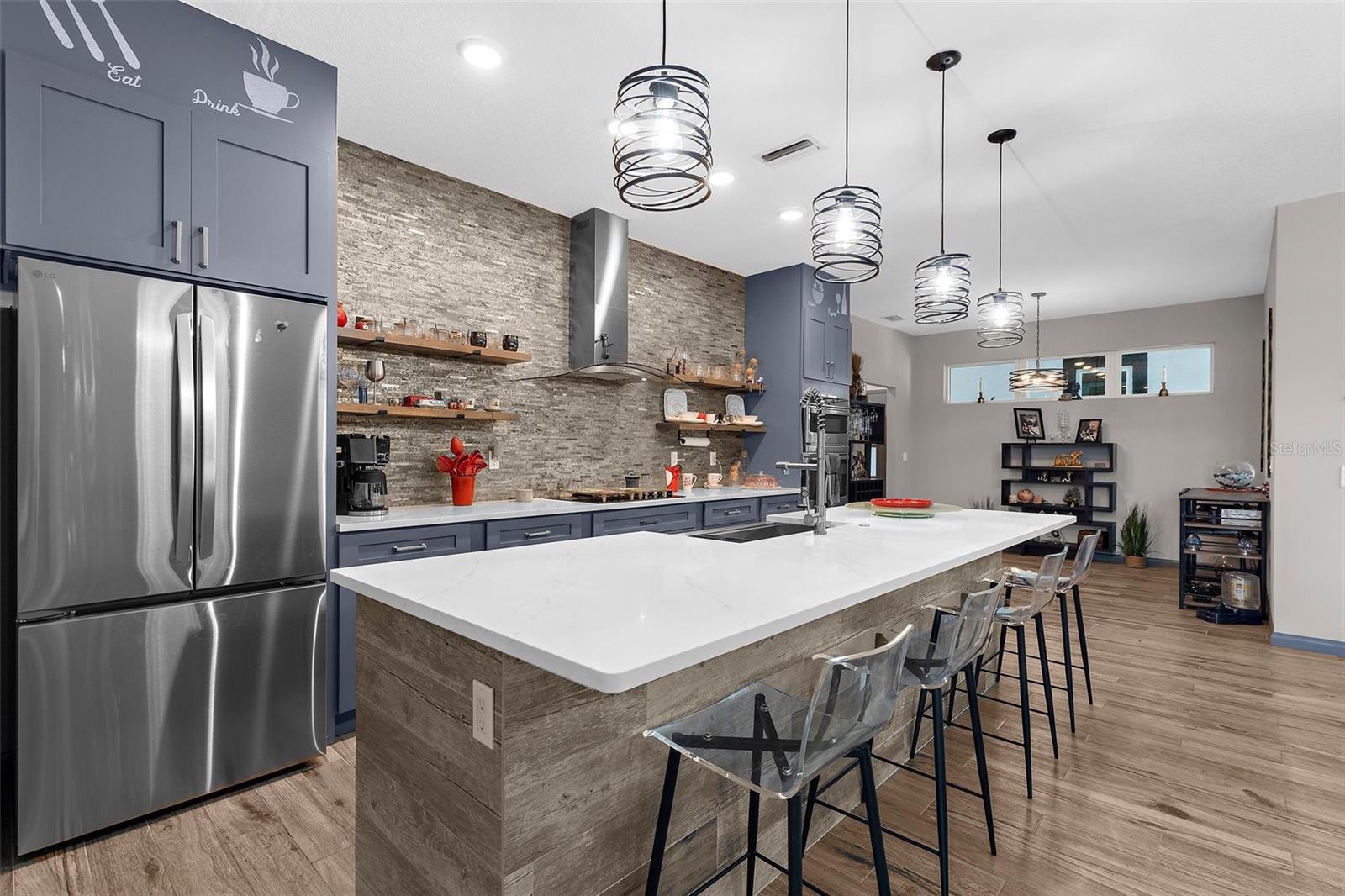 Image 25 of 47 For 1116 406th Court E