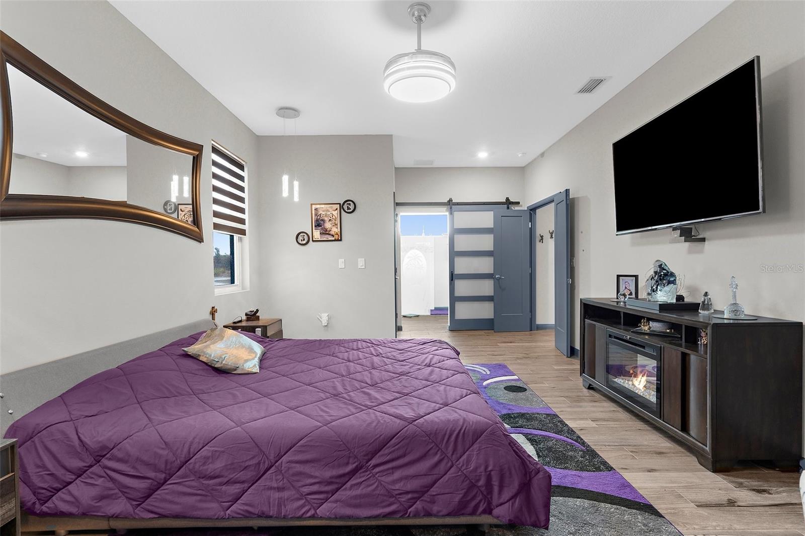 Image 31 of 47 For 1116 406th Court E