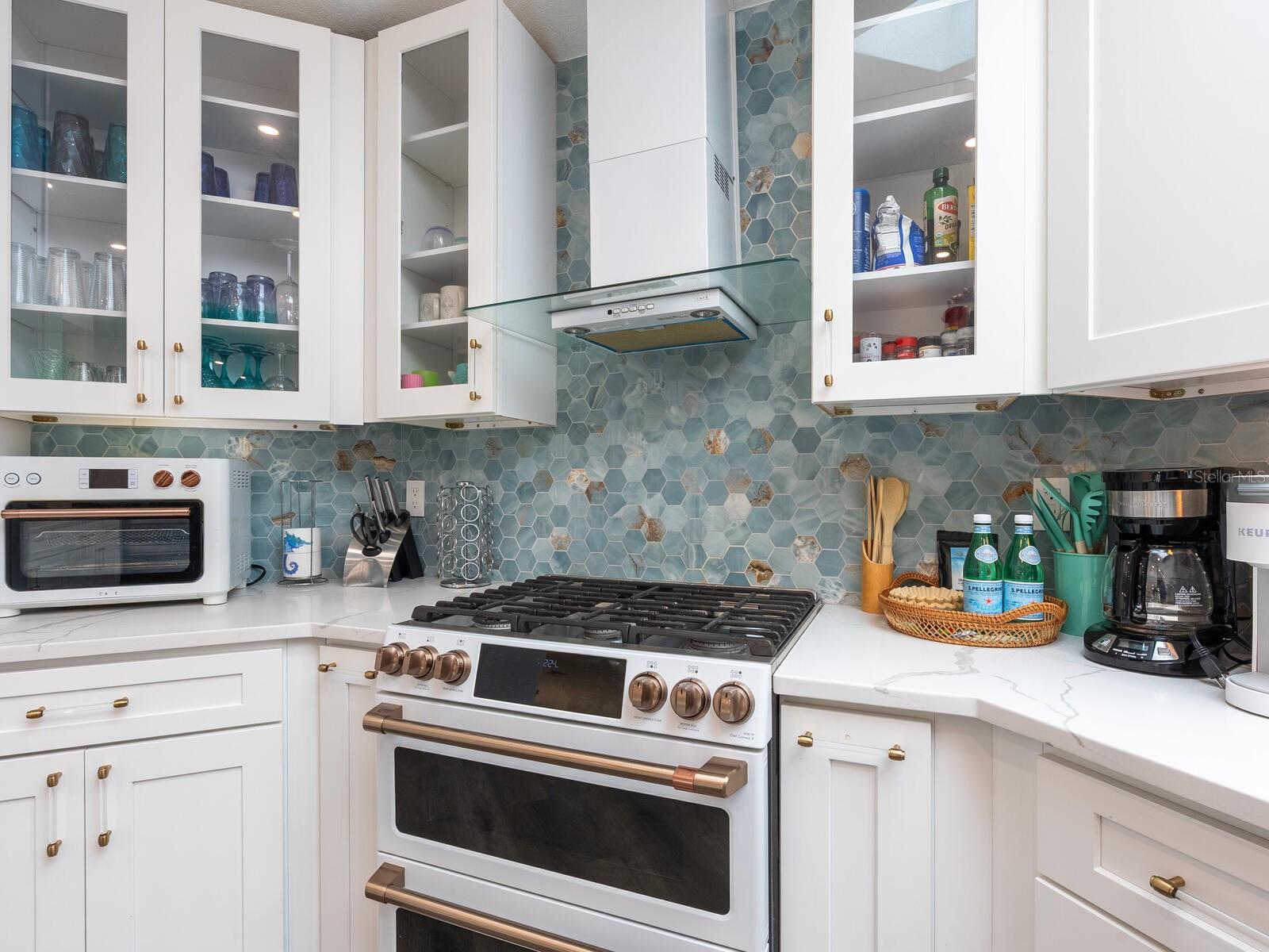 Image 14 of 68 For 501 Norton Street