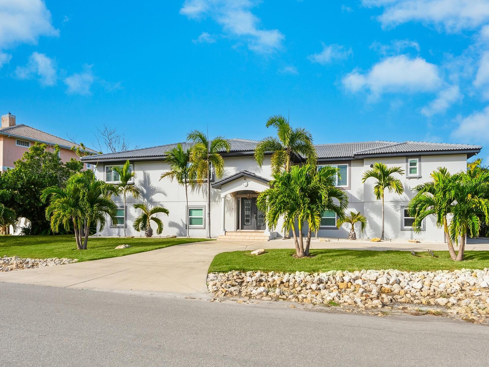 Image 2 of 68 For 501 Norton Street