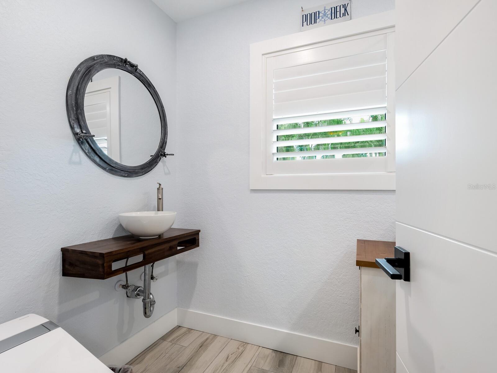 Image 24 of 68 For 501 Norton Street