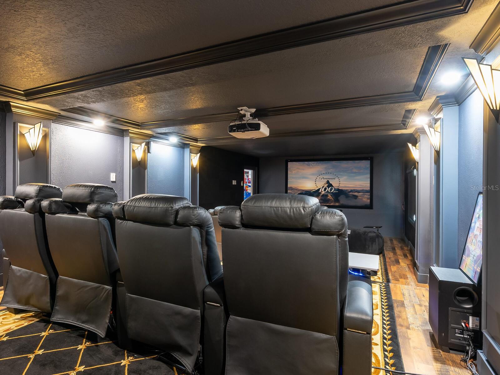 Image 34 of 68 For 501 Norton Street