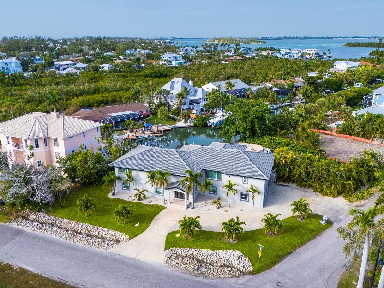 Image 51 of 68 For 501 Norton Street