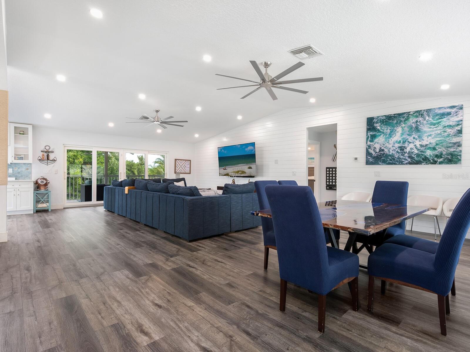 Image 6 of 68 For 501 Norton Street