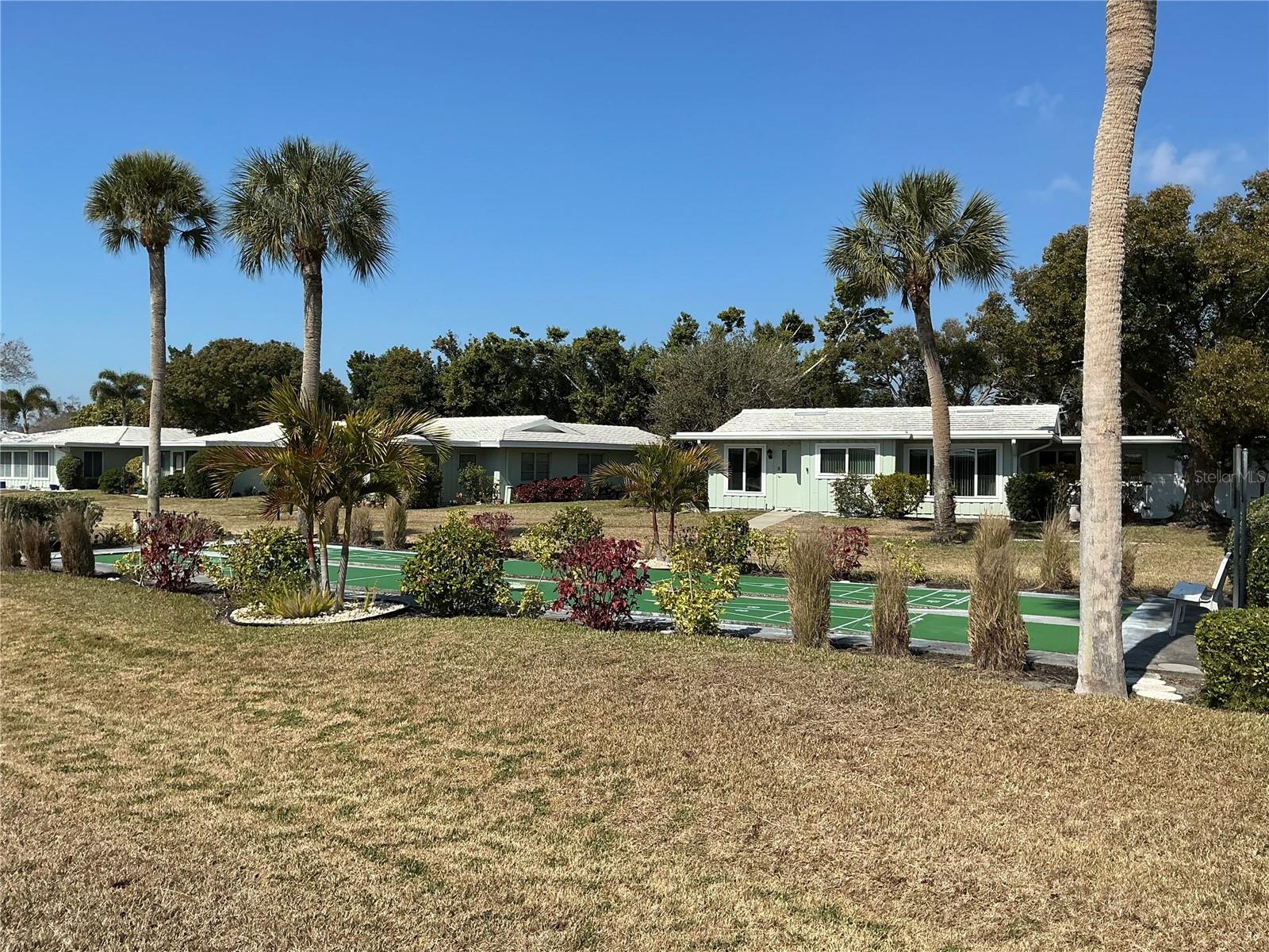 Image 12 of 21 For 3230 Village Green Drive 1032