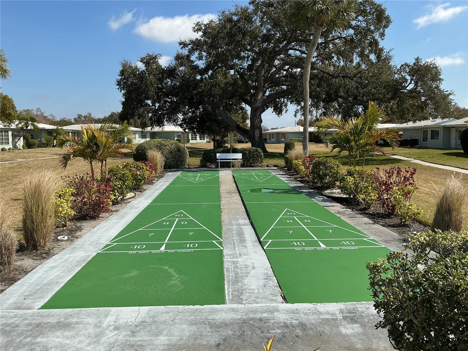 Image 13 of 21 For 3230 Village Green Drive 1032