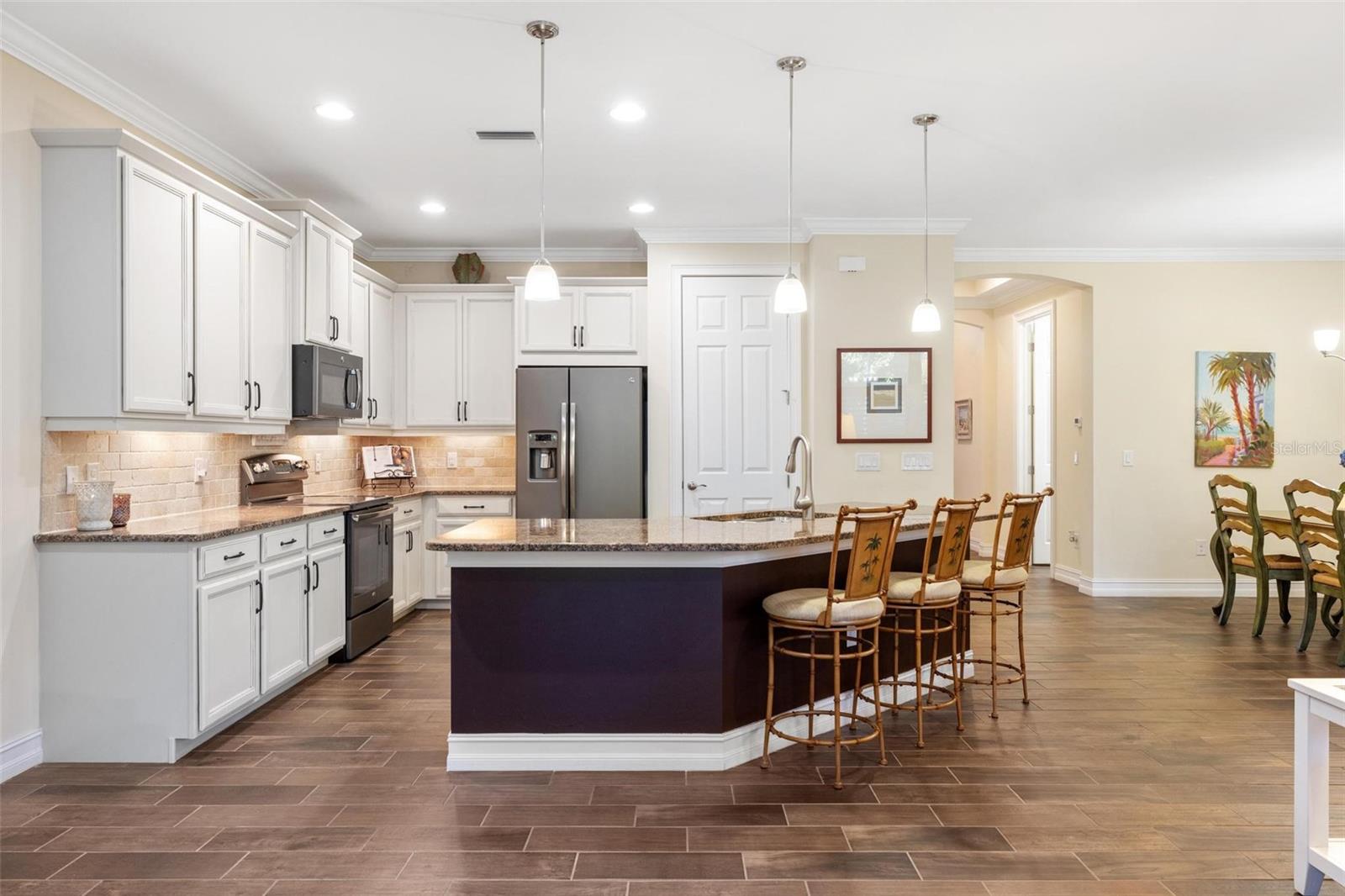 Image 23 of 55 For 108 Maraviya Boulevard