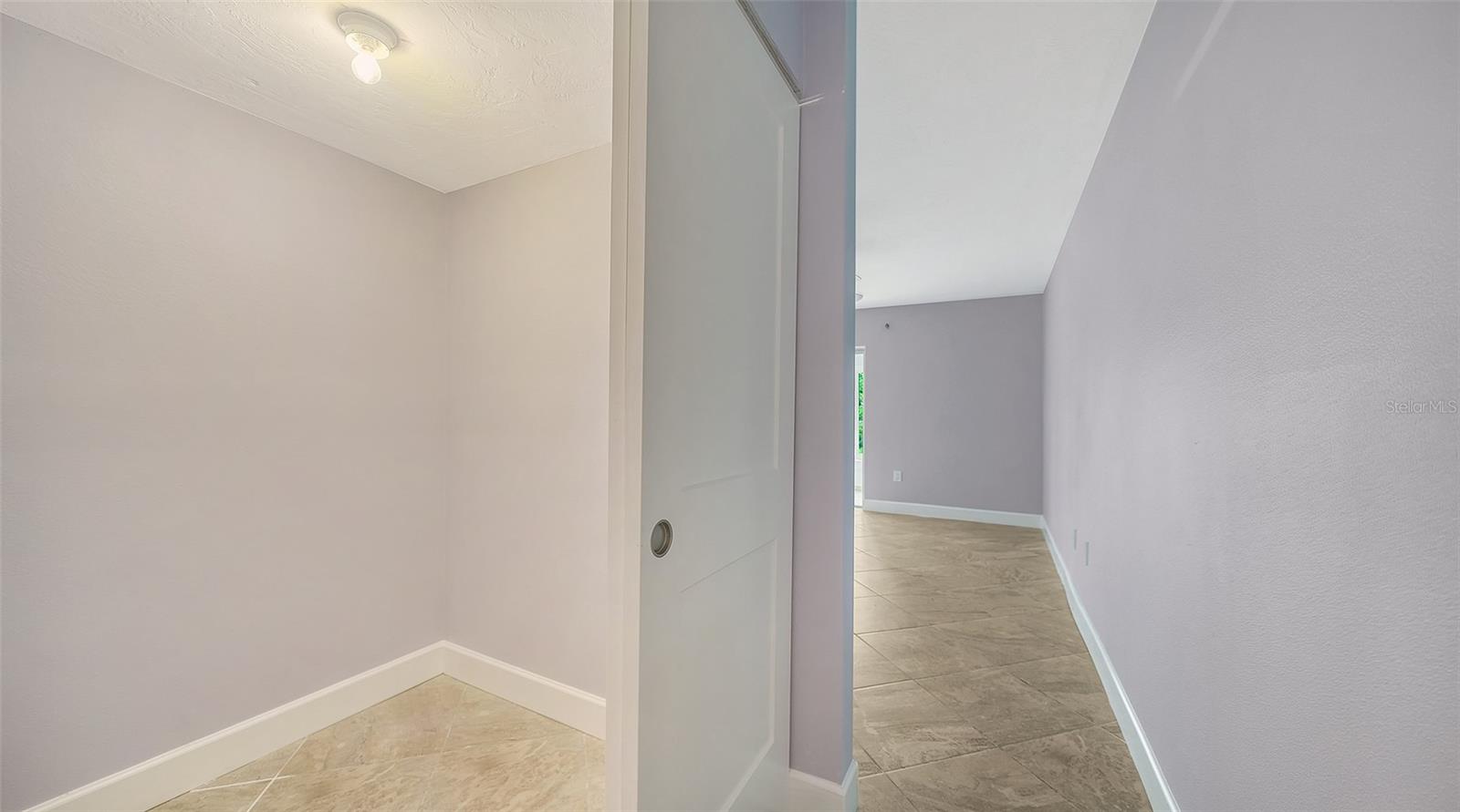 Listing photo id 27 for 225 Hourglass Way 106