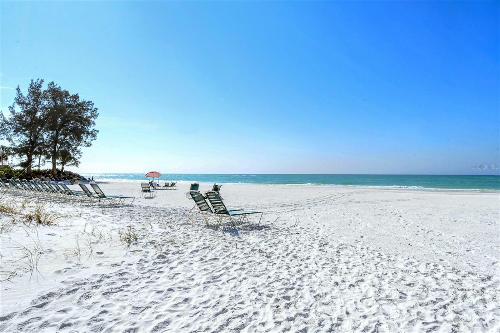 Listing photo id 51 for 225 Hourglass Way 106