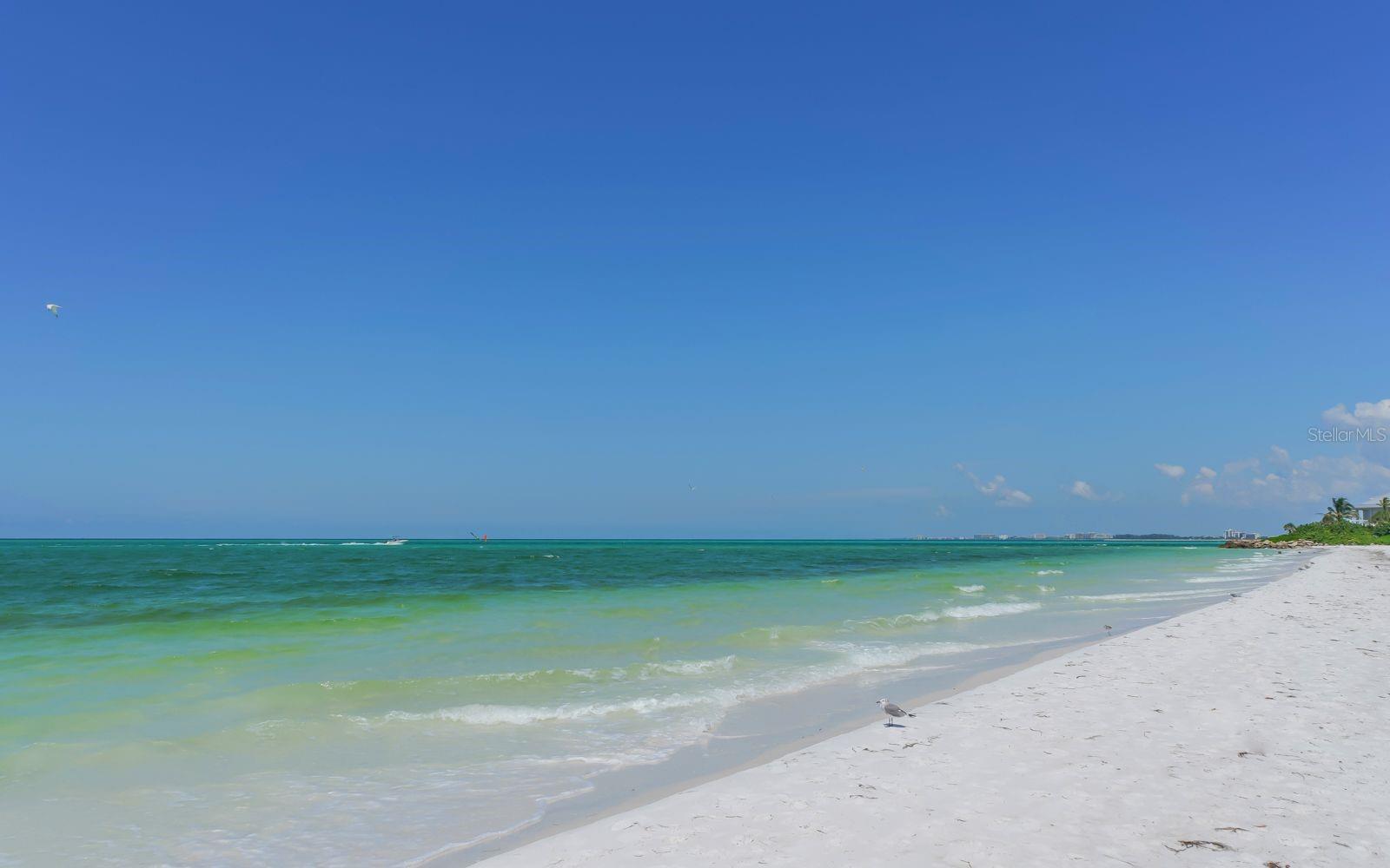 Listing photo id 55 for 225 Hourglass Way 106