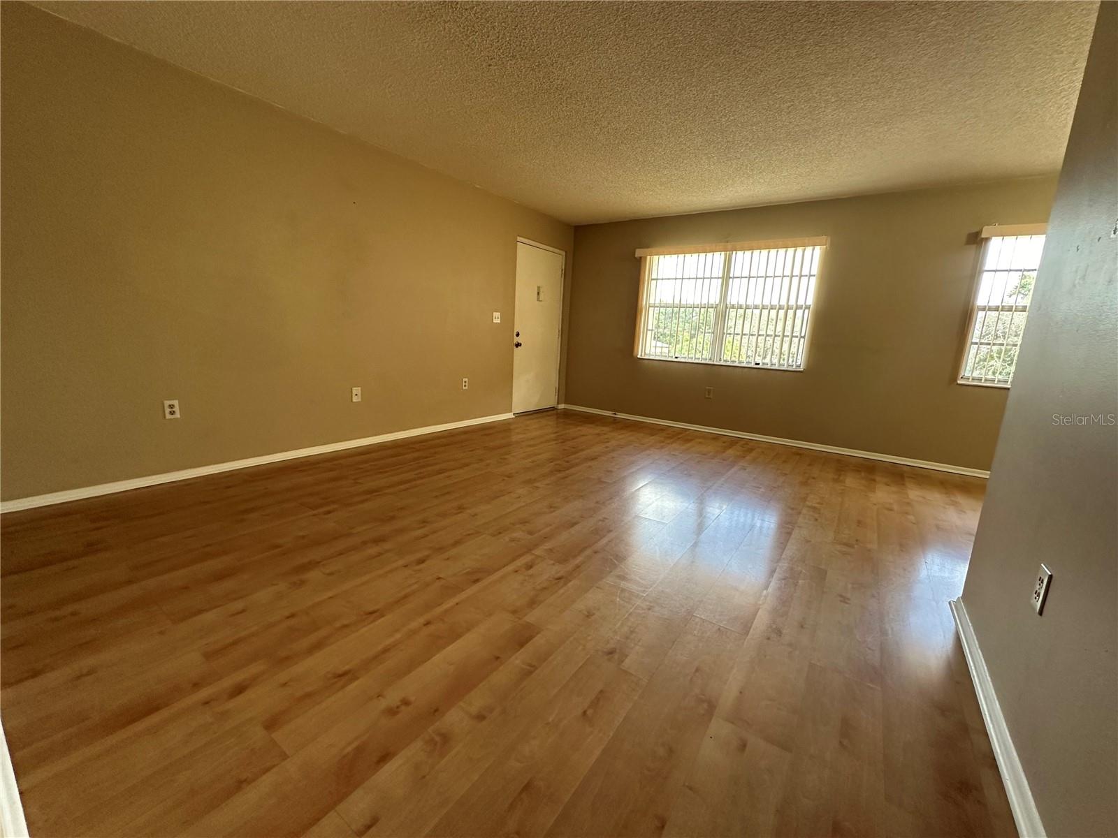 Image 8 of 15 For 4800 Rilma Avenue 145