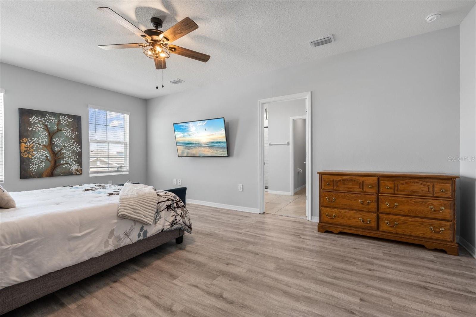 Image 28 of 71 For 5117 Sultana Cove