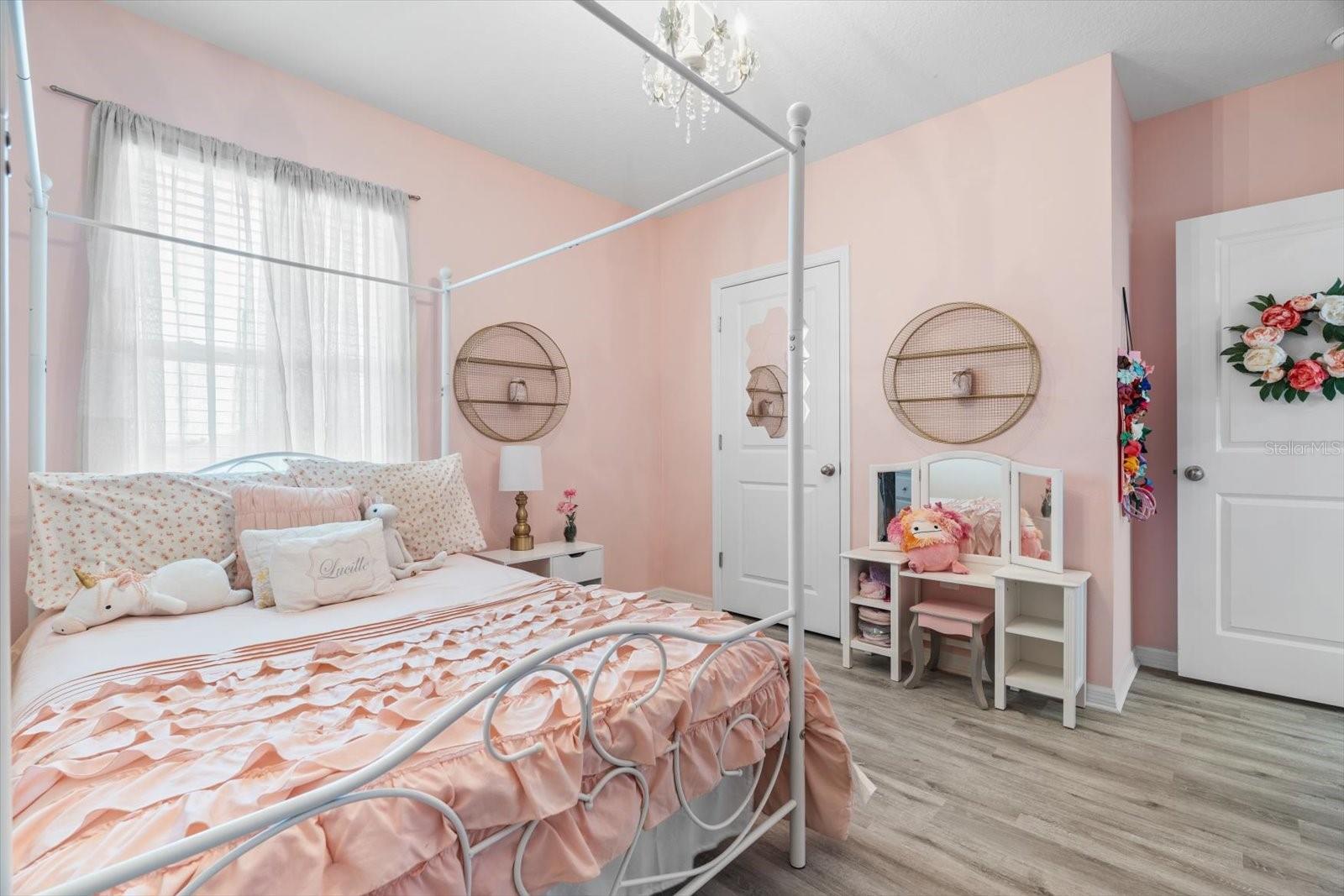 Image 38 of 71 For 5117 Sultana Cove