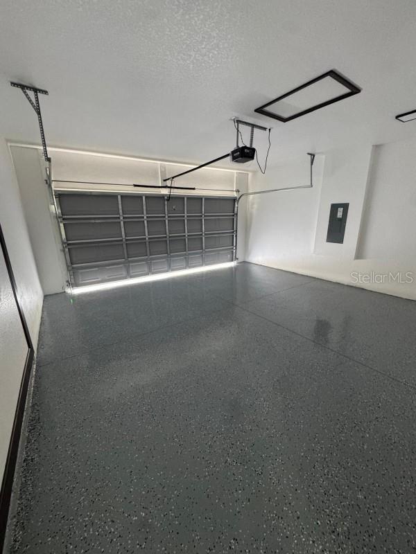 Image 19 of 24 For 4090 134th Place