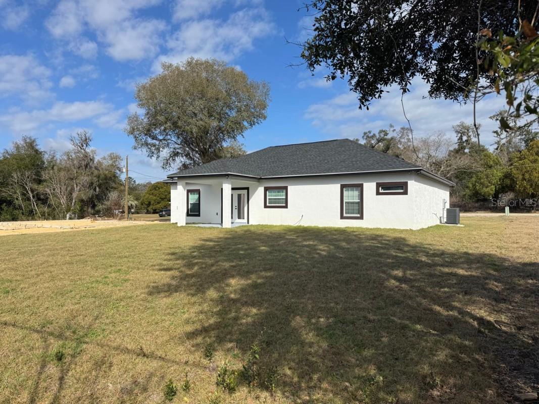 Image 20 of 24 For 4090 134th Place