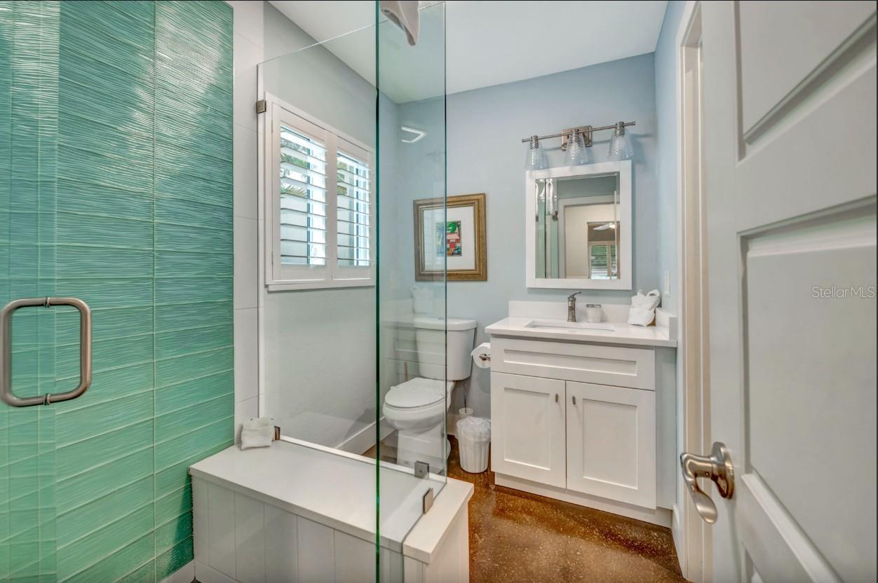 Image 13 of 55 For 301 Jackson Drive