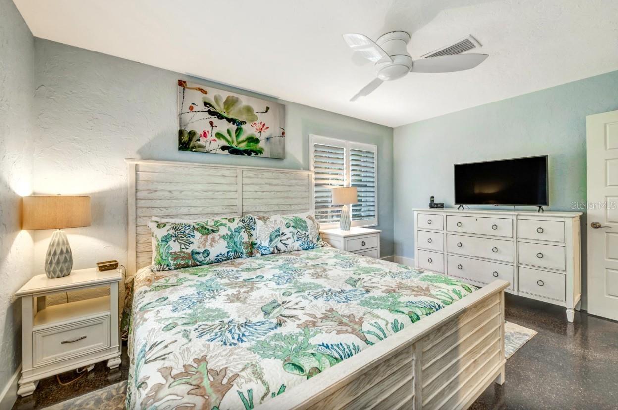 Image 15 of 55 For 301 Jackson Drive