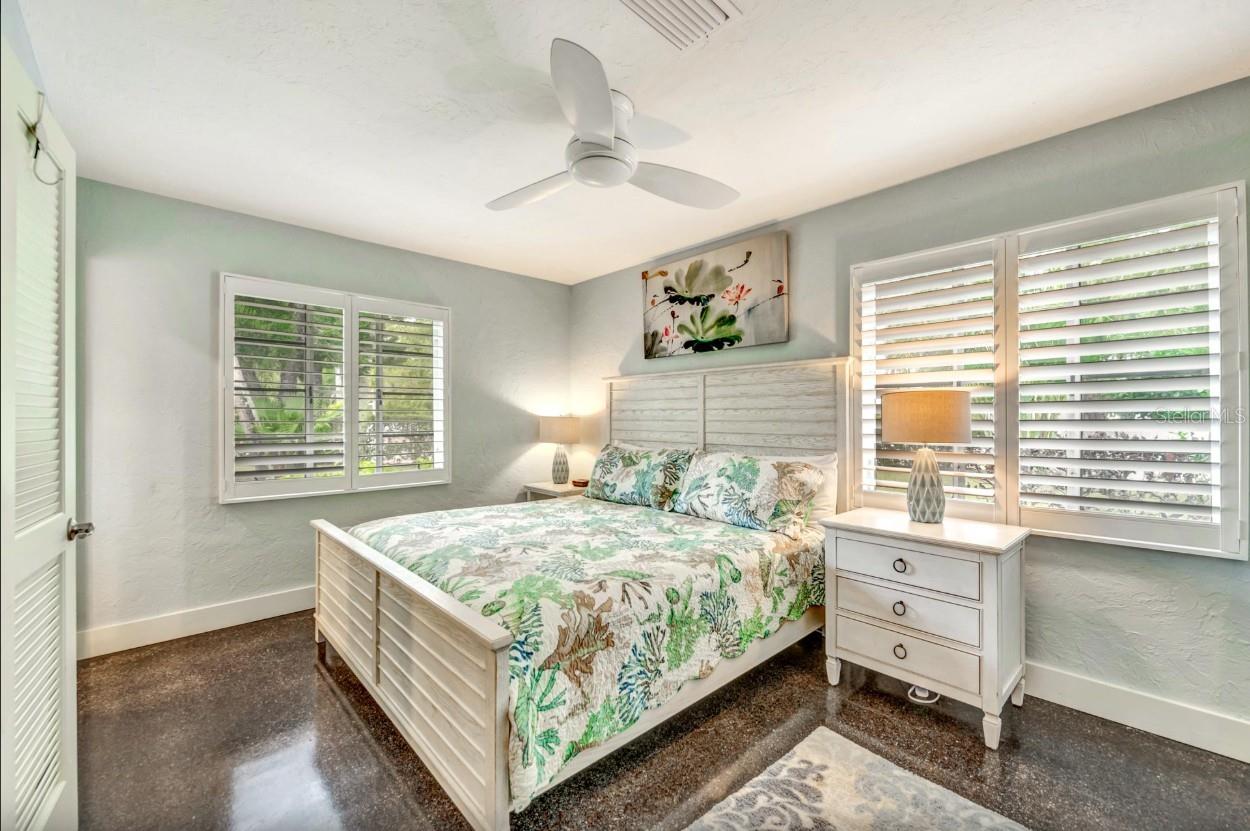 Image 19 of 55 For 301 Jackson Drive