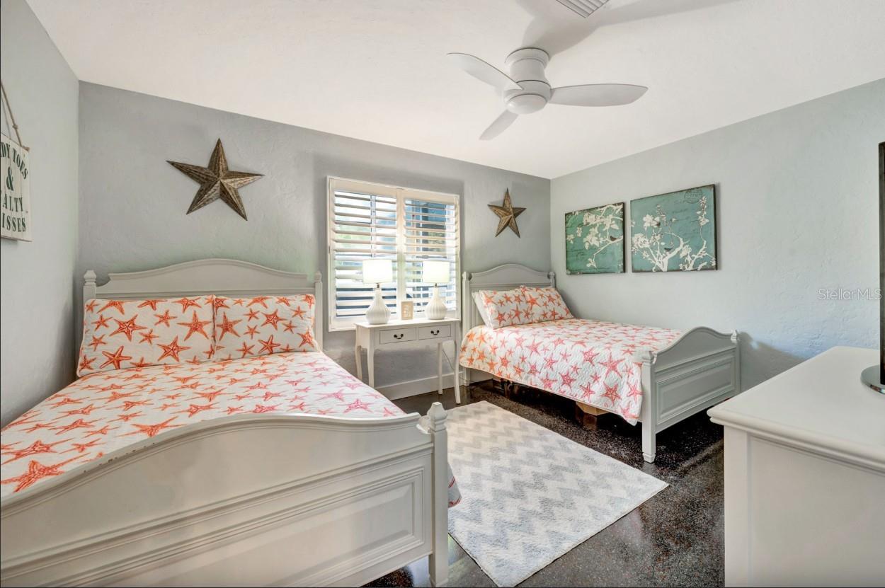 Image 24 of 55 For 301 Jackson Drive