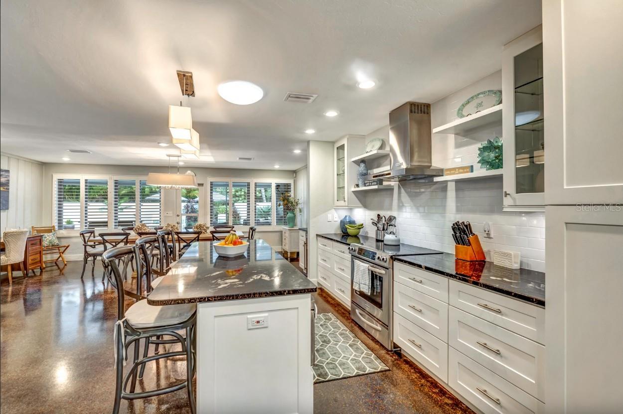 Image 7 of 55 For 301 Jackson Drive