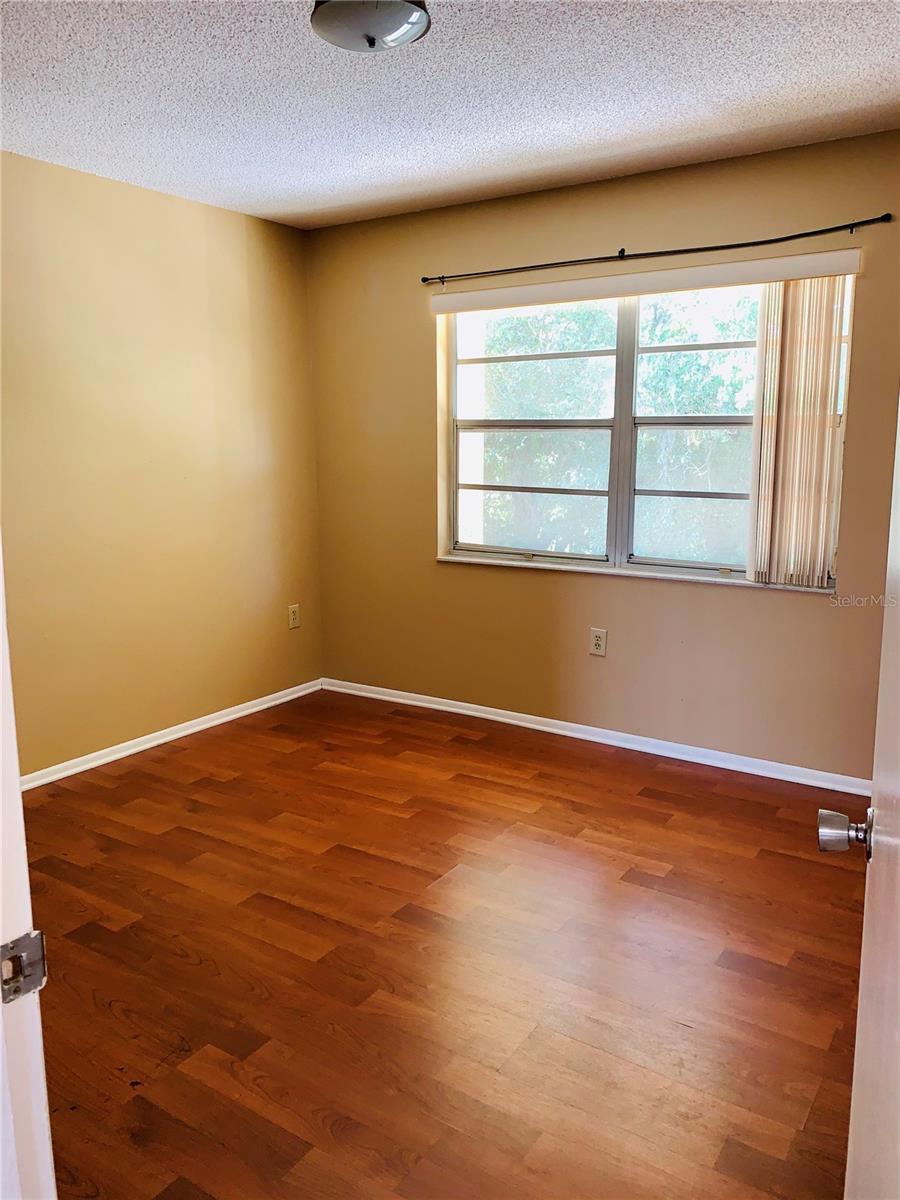 Image 5 of 14 For 4805 Rilma Avenue 109