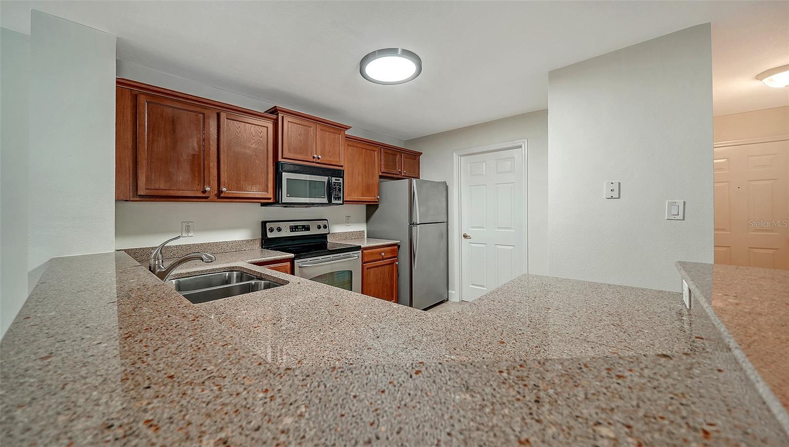 Image 10 of 98 For 4029 Crockers Lake Boulevard 1811