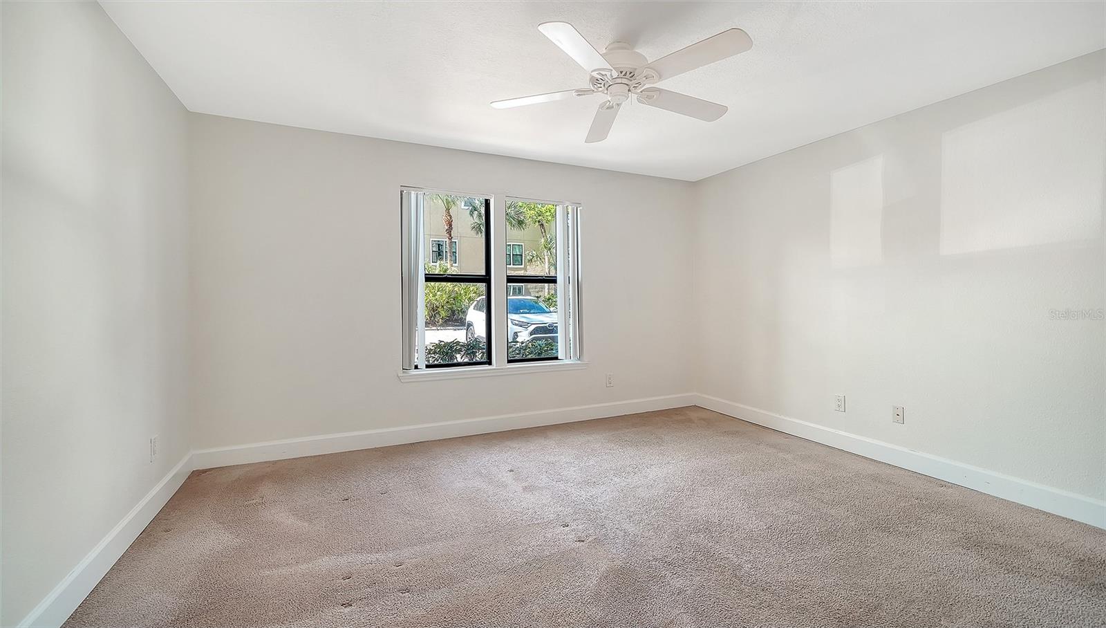 Image 21 of 98 For 4029 Crockers Lake Boulevard 1811