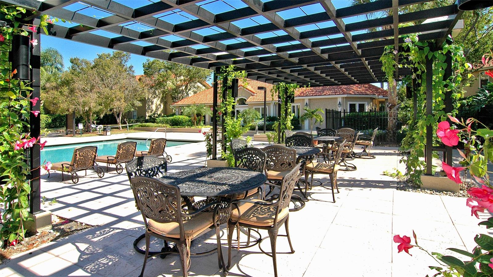 Image 38 of 98 For 4029 Crockers Lake Boulevard 1811