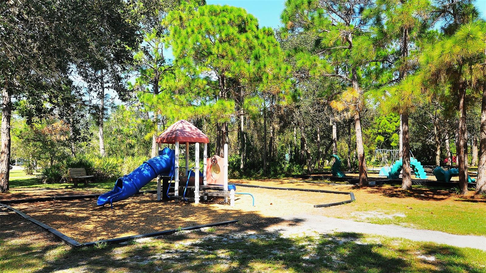 Image 54 of 98 For 4029 Crockers Lake Boulevard 1811