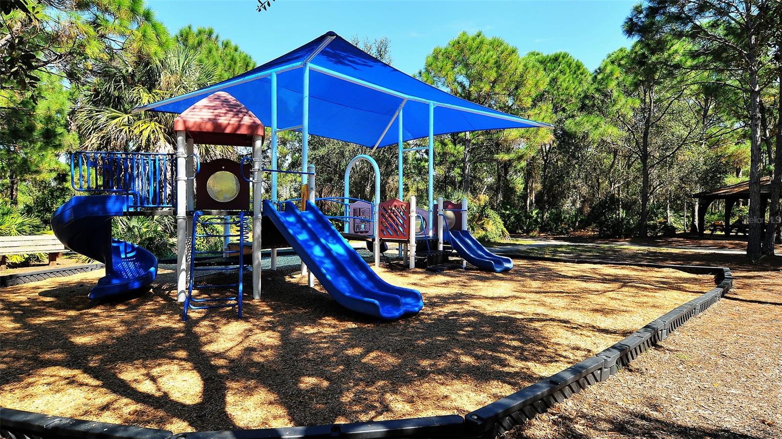 Image 56 of 98 For 4029 Crockers Lake Boulevard 1811