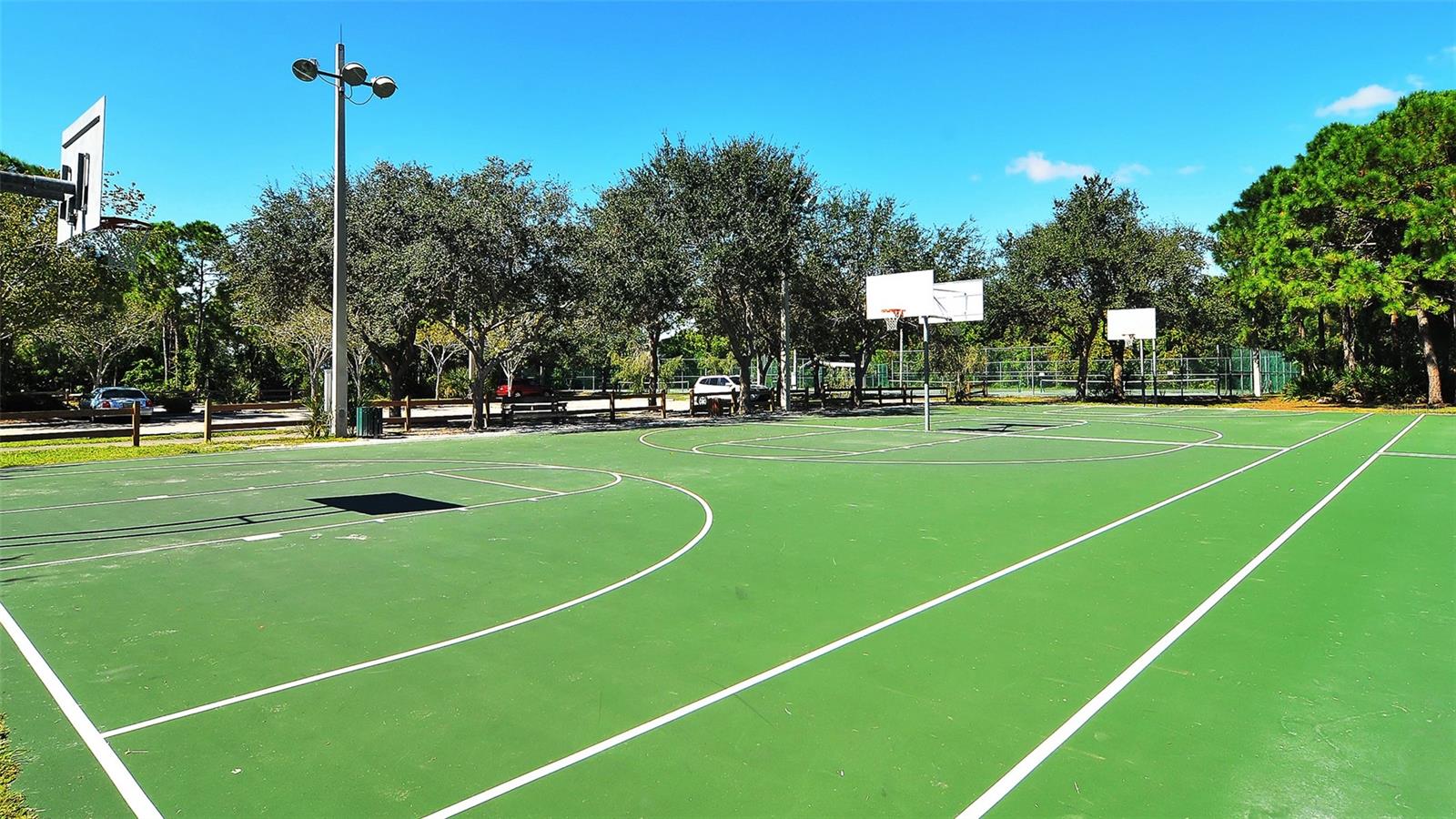 Image 58 of 98 For 4029 Crockers Lake Boulevard 1811