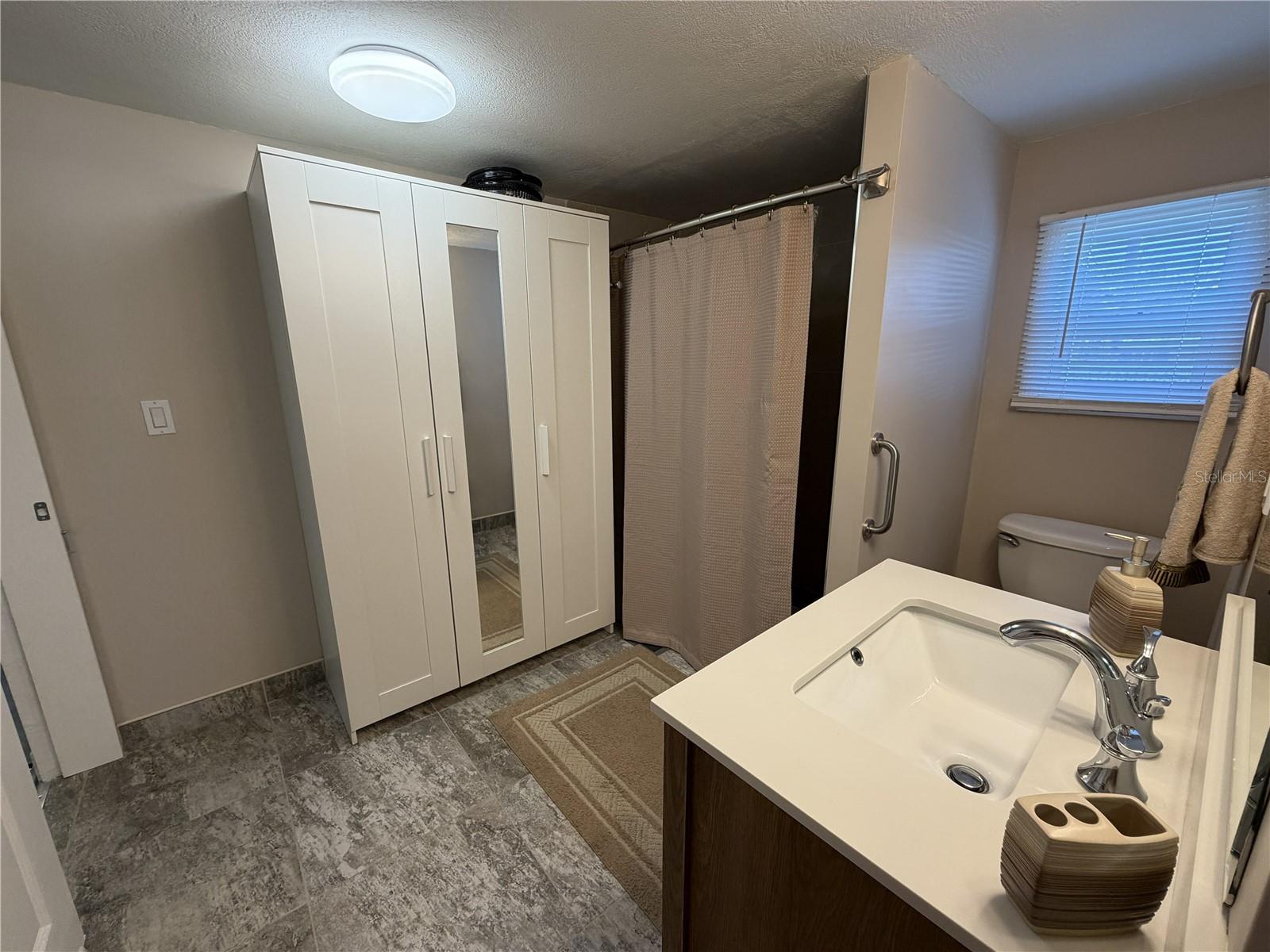 Image 27 of 84 For 1687 Olympia Fields Street