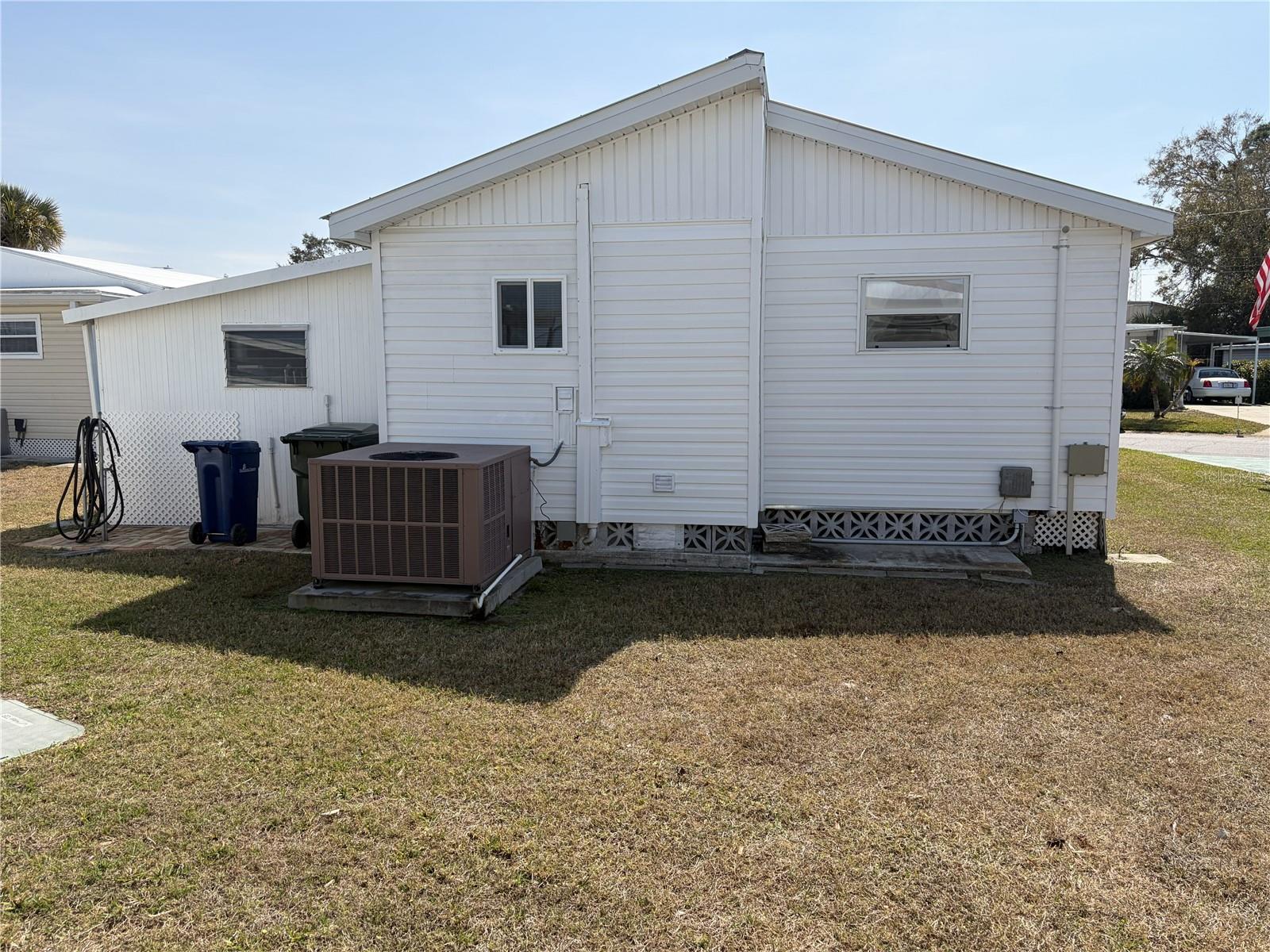 Image 4 of 84 For 1687 Olympia Fields Street