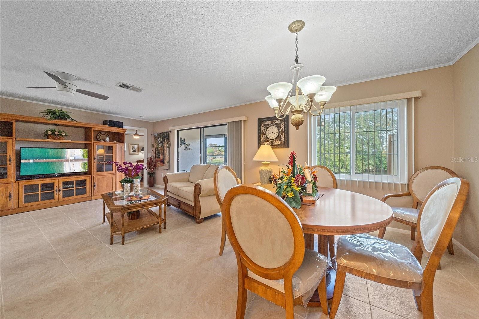 Image 11 of 41 For 3135 Glen Elyn Boulevard 13