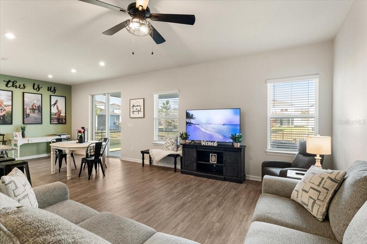 Image 10 of 51 For 5428 Peaceful Creek Cove