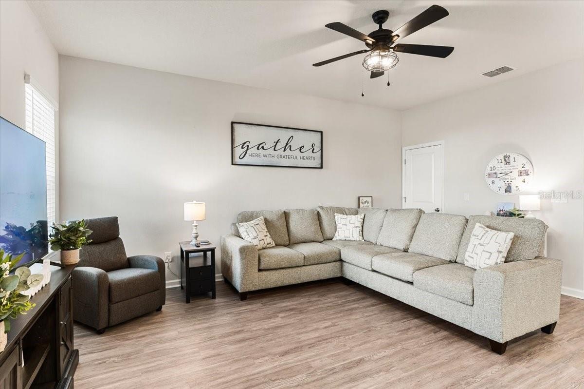 Image 11 of 51 For 5428 Peaceful Creek Cove