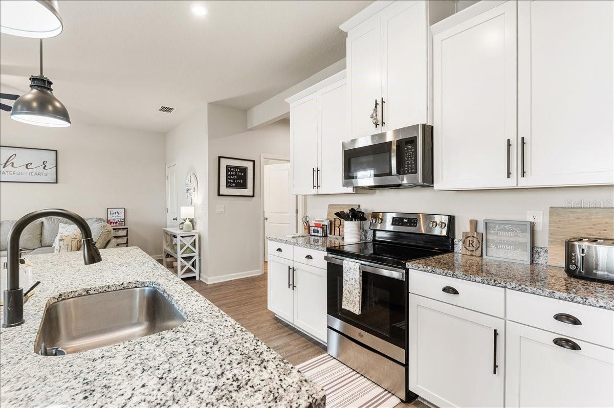 Image 15 of 51 For 5428 Peaceful Creek Cove