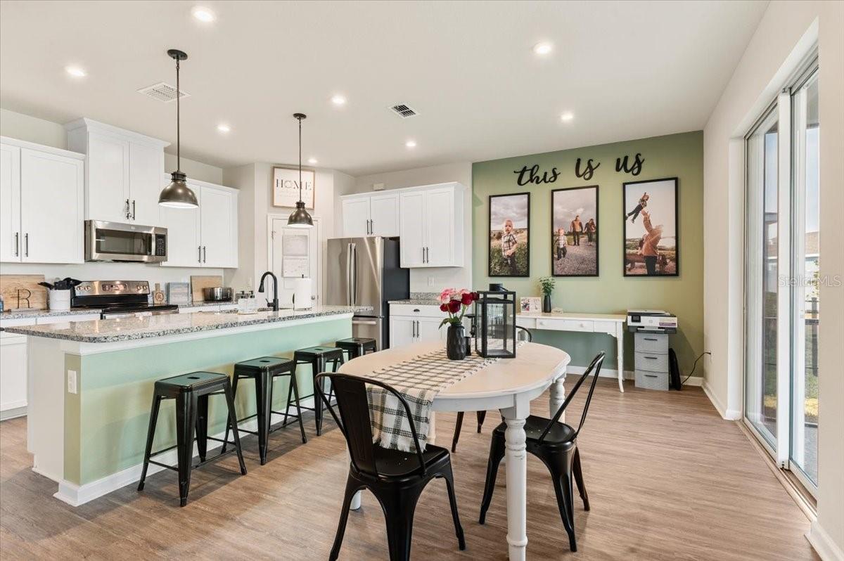 Image 18 of 51 For 5428 Peaceful Creek Cove