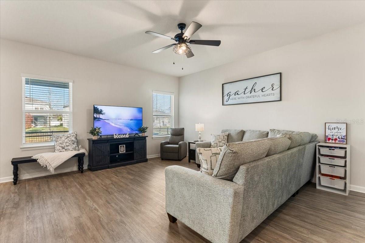 Image 9 of 51 For 5428 Peaceful Creek Cove