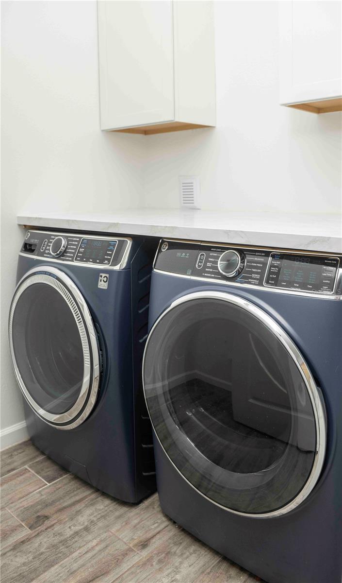 Image 6 of 34 For 11737 Brookside Drive