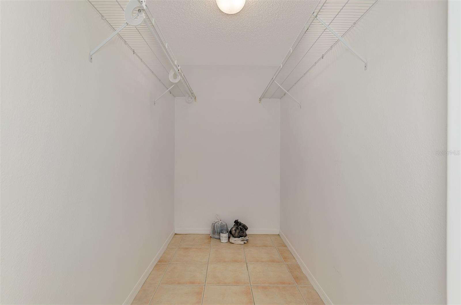 Listing photo id 18 for 458 Cerromar Road 484