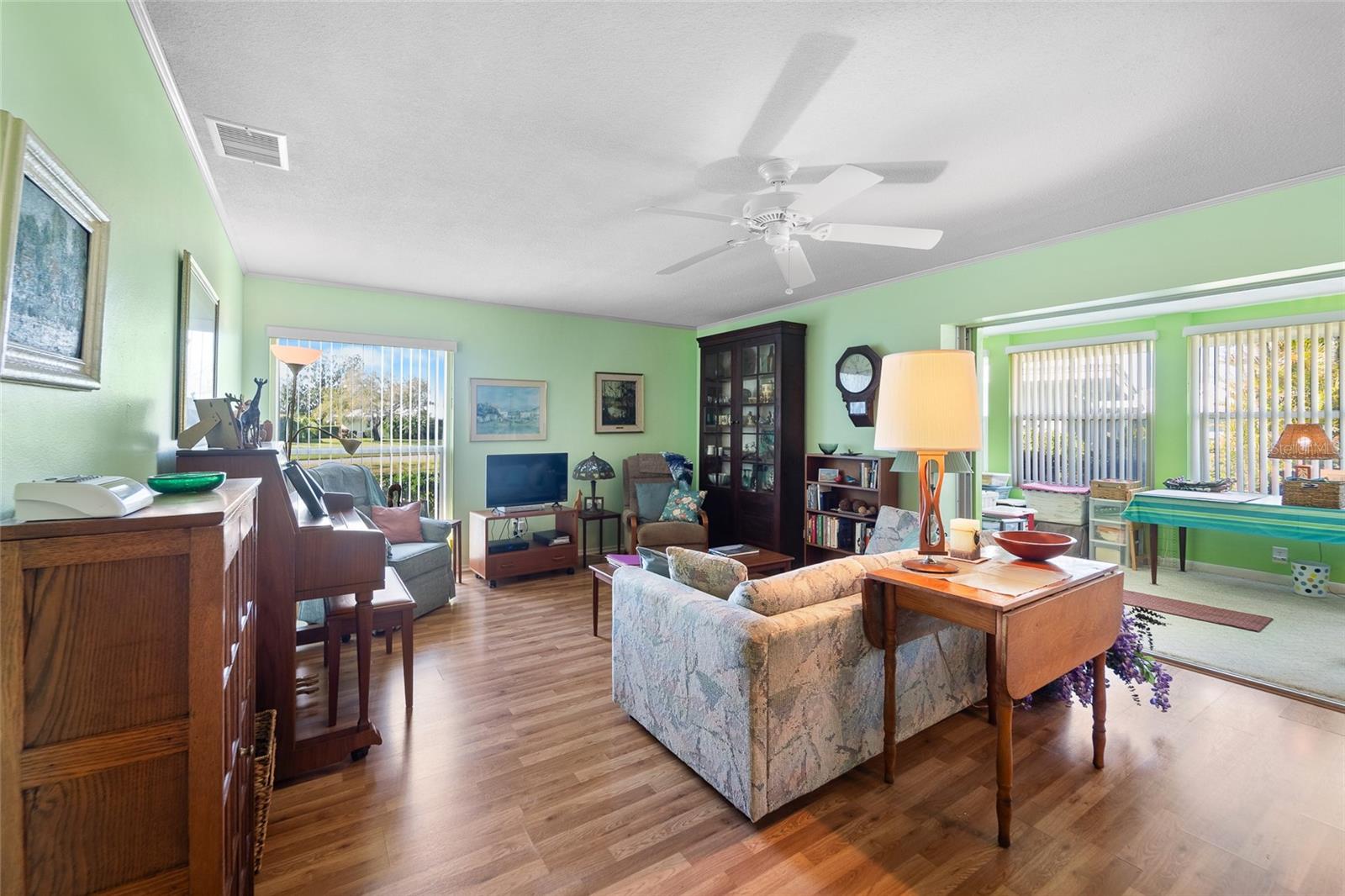 Image 10 of 32 For 6712 11th Avenue W 5601