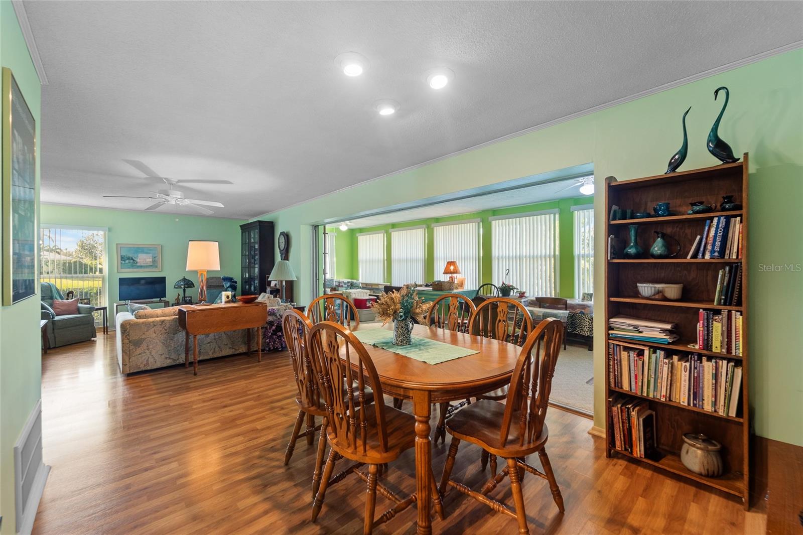 Image 9 of 32 For 6712 11th Avenue W 5601