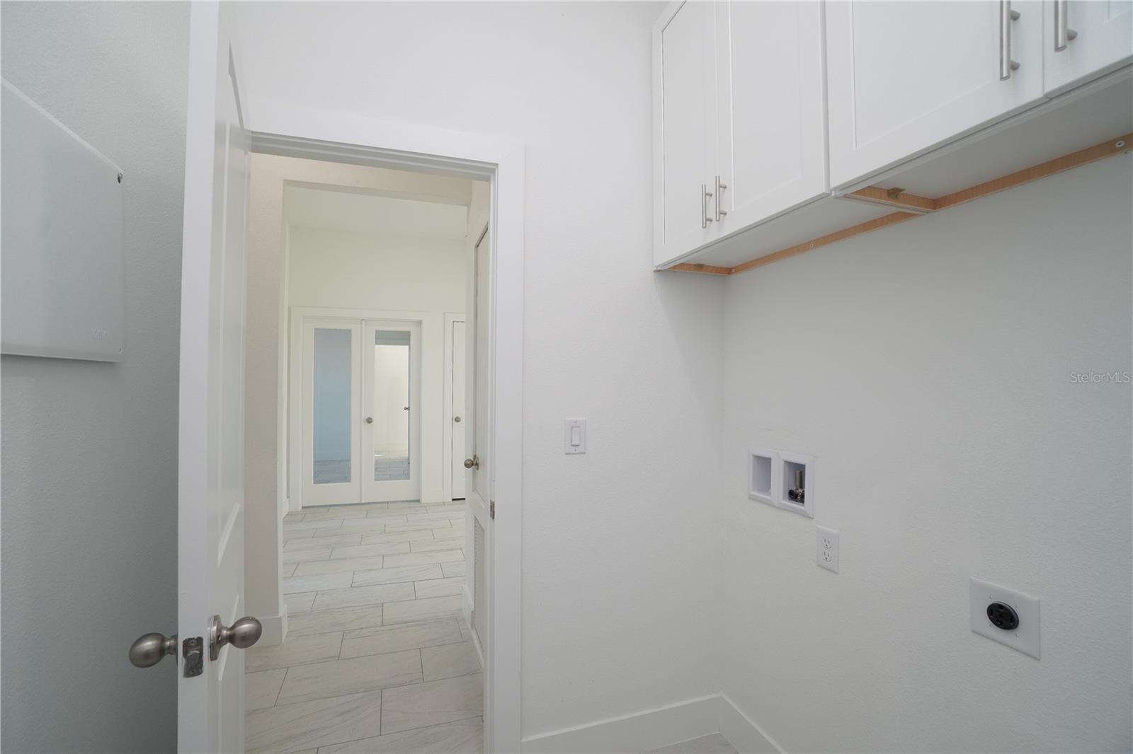 Image 8 of 41 For 52 Brig Circle E