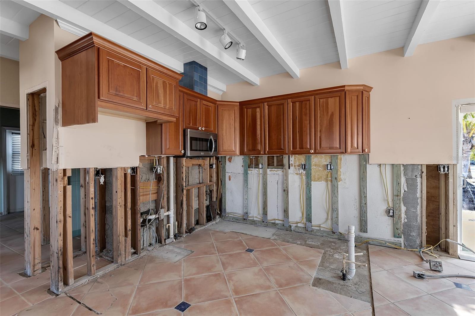 Listing photo id 11 for 40 Sand Dollar Lane