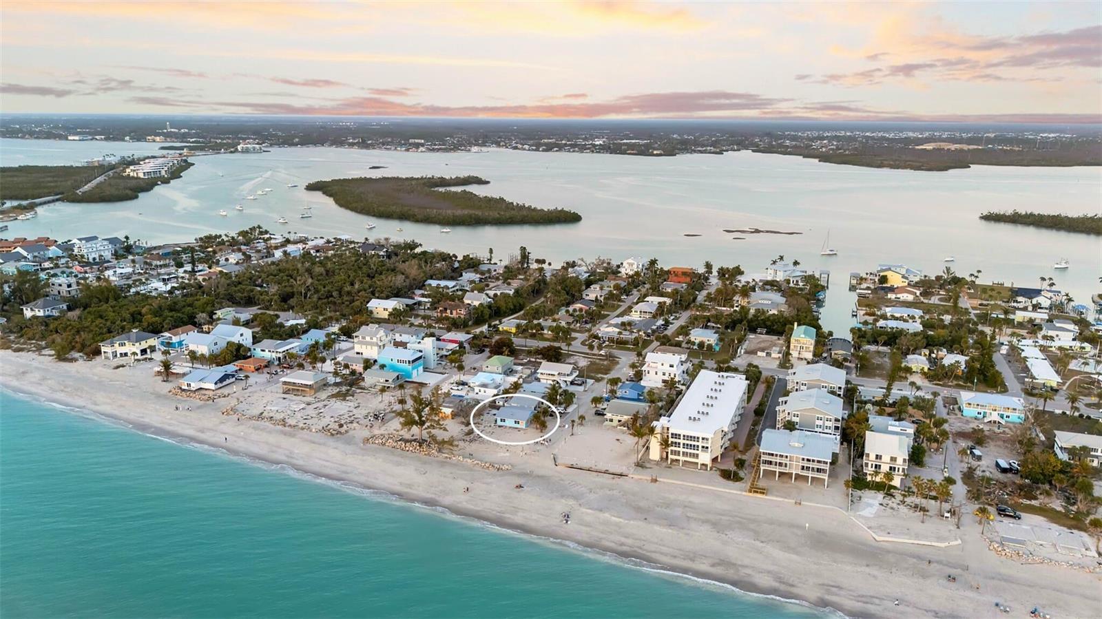 Listing photo id 0 for 40 Sand Dollar Lane